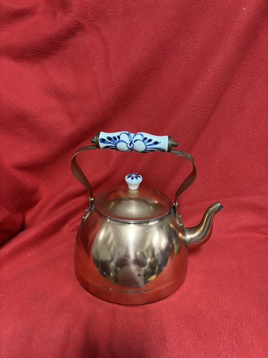 Bule em cobre grande