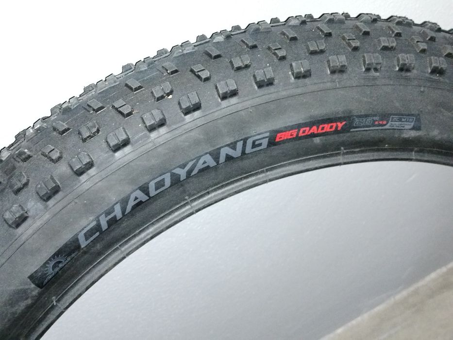 Pneu 26x4.0 Novo