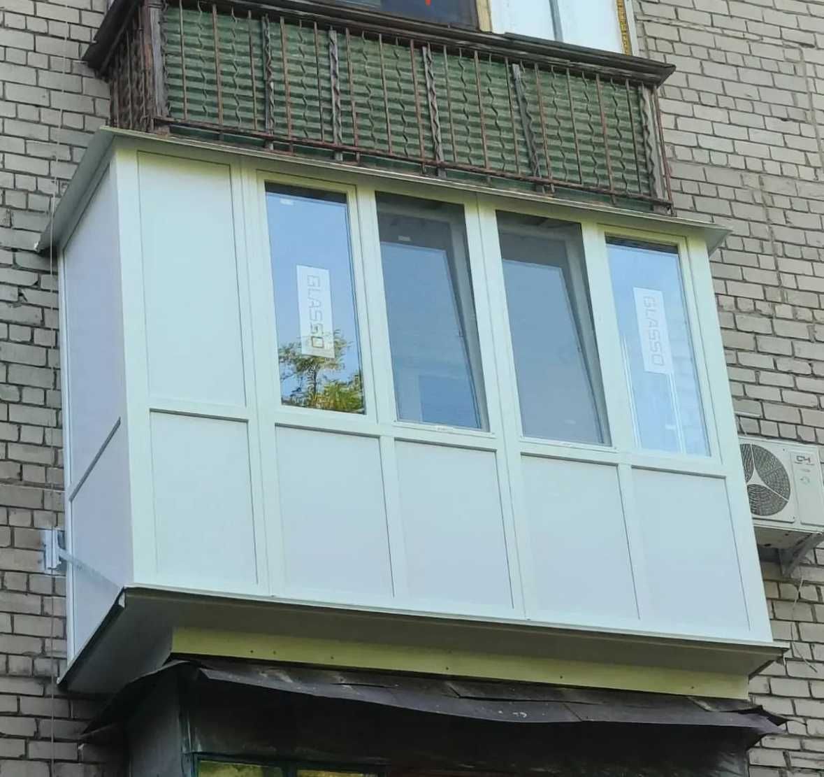 Утеплення балкона Київ Зовнішня і внутрішня обшивка Скління ПІД КЛЮЧ