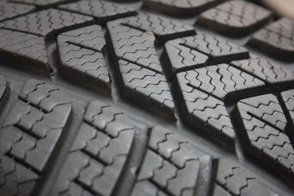 205/50/17 Pirelli Sottozero 3 205/50 R17 93v XL 7,6mm 2020r