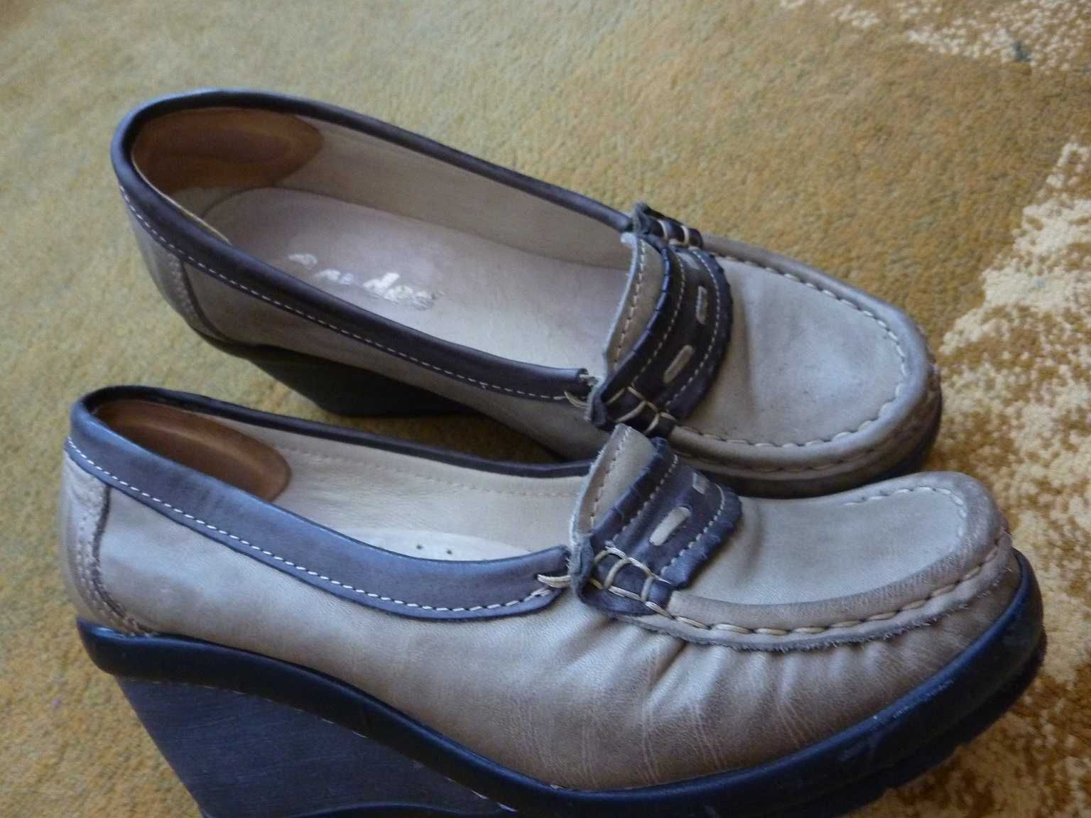 Okazja! Damskie półbuty na koturnie mokasyny r.36