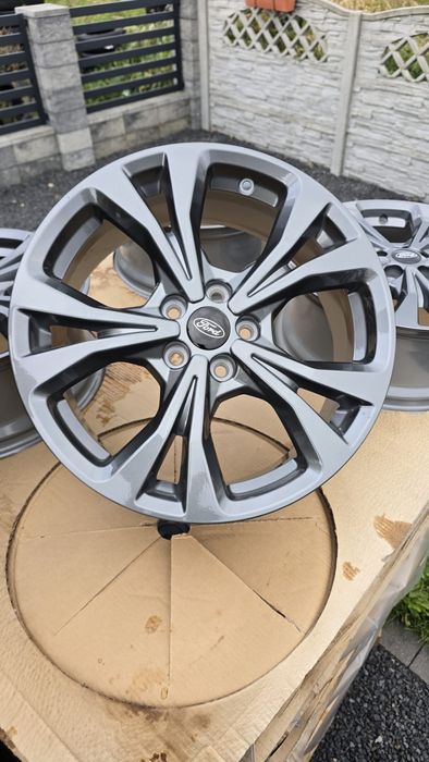Nowe felgi 18 cali Ford 5x108 ET50 – oryginalne, 2024