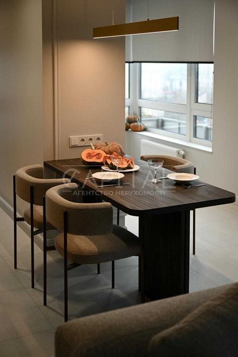 Оренда 2 кімнатної квартири з генератором ЖК White Lines 16 поверх