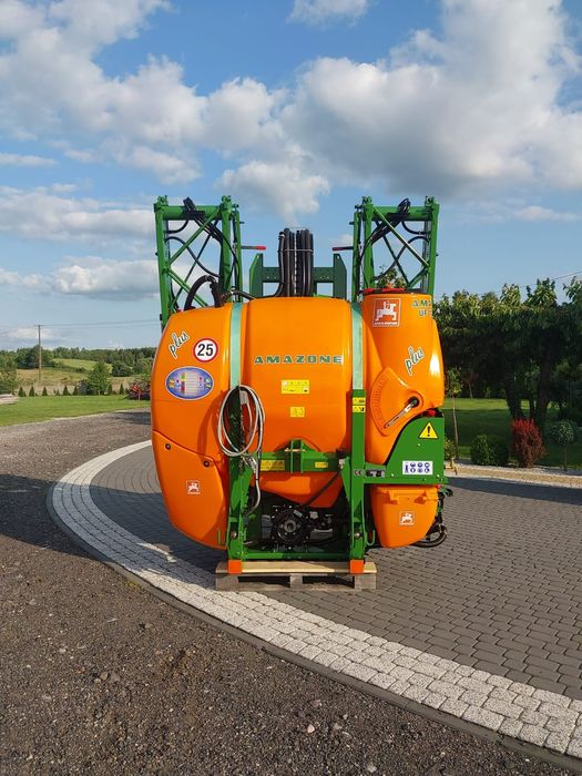 Opryskiwacz Amazone UF 1201 lance 15m rok 2009