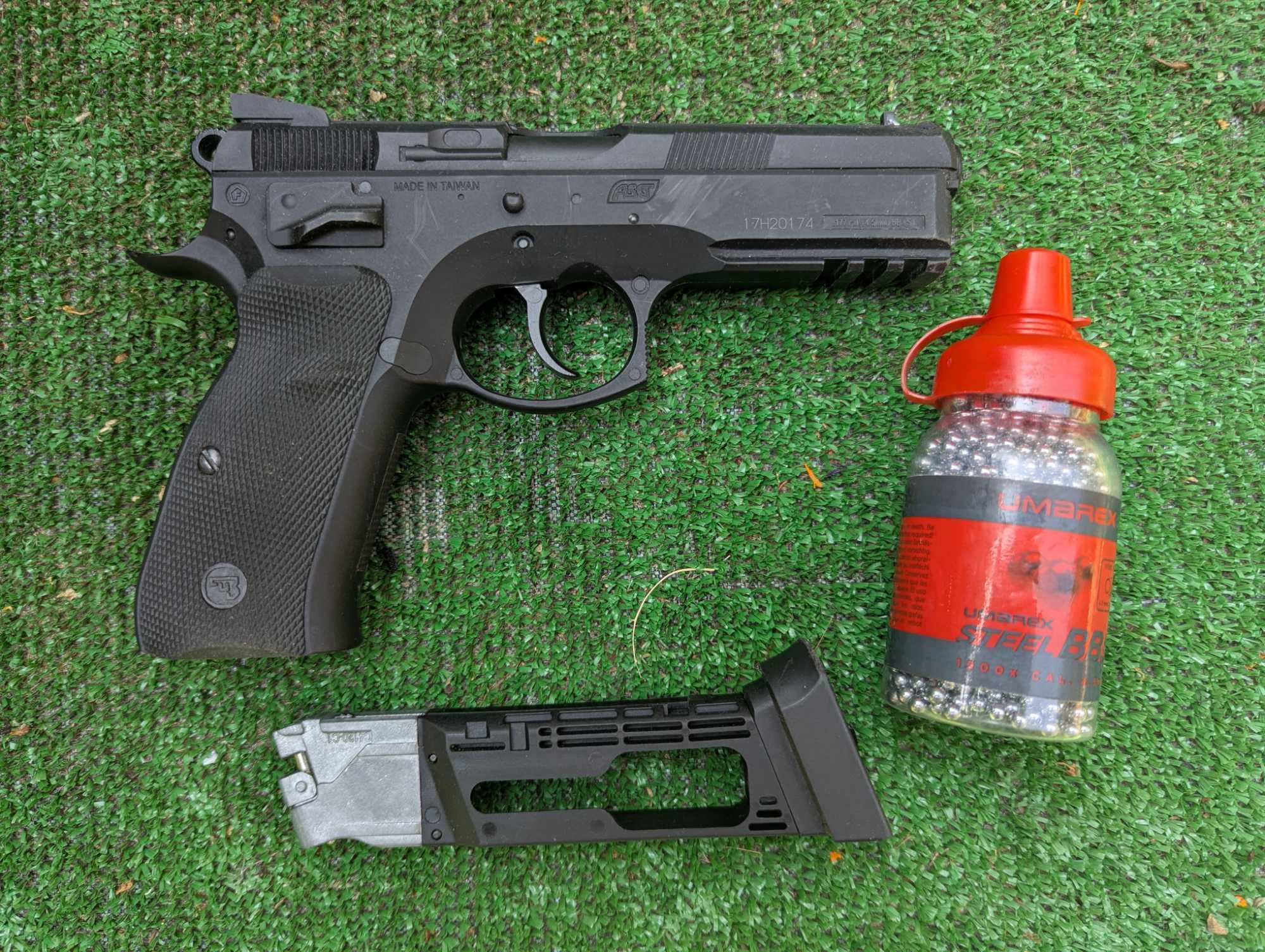 Pistola ASG CZ SP-01  CO2