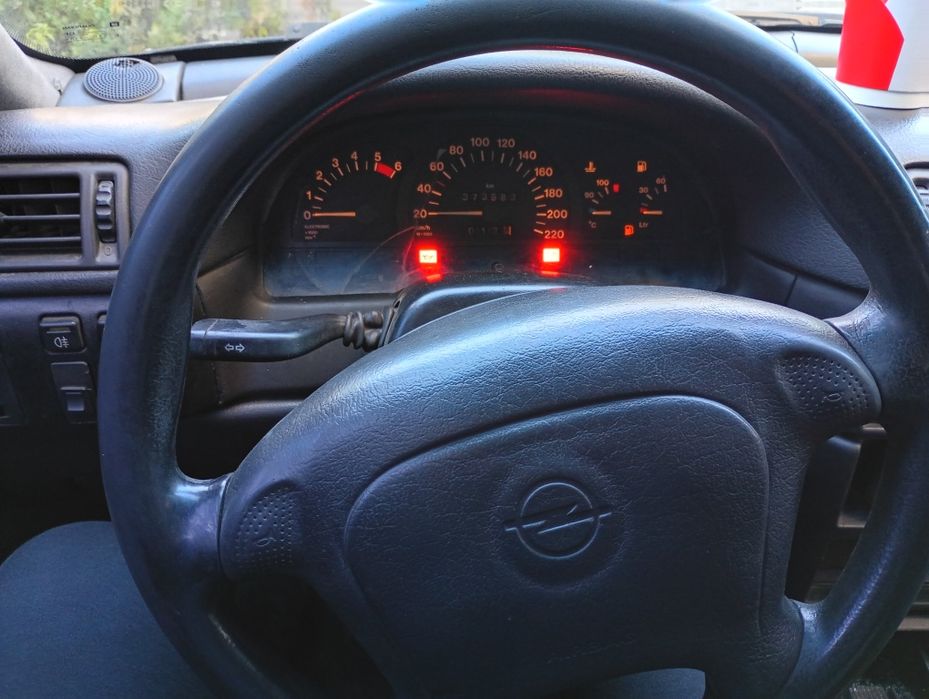 Opel Vectra A 1,7 TD Терміново