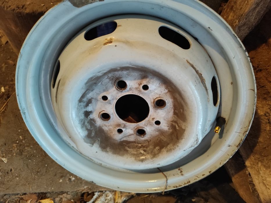 Продам резину і диски на 13