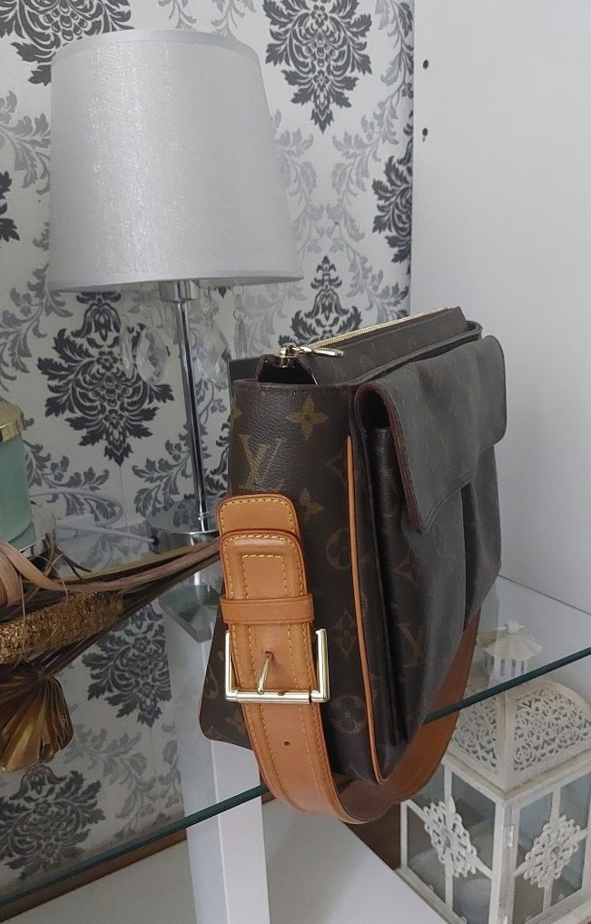 Torebka na ramie louis Vuitton