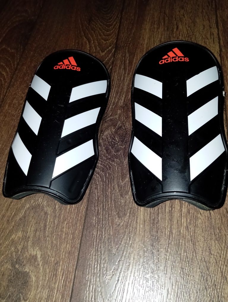 Nagolenniki męskie za chłopięce Adidas