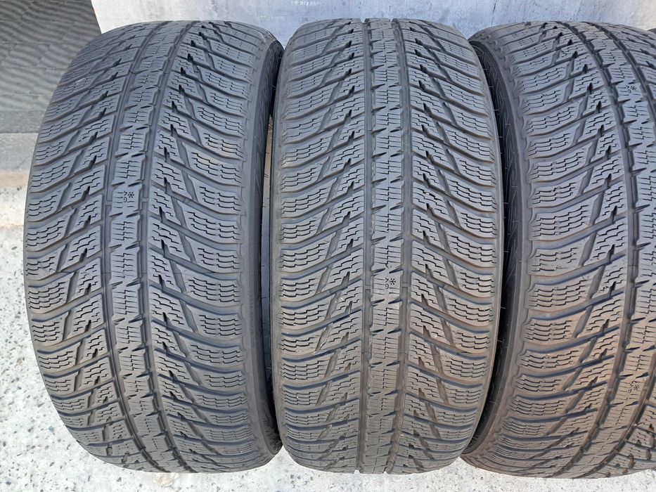 Резина зимова 80% протектор Nokian 265/50 R20 WR SUV 3