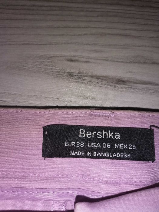 Spodnie Bershka 38
