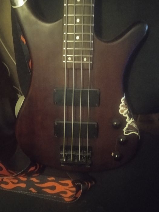 Бас Гітара 4 струнна