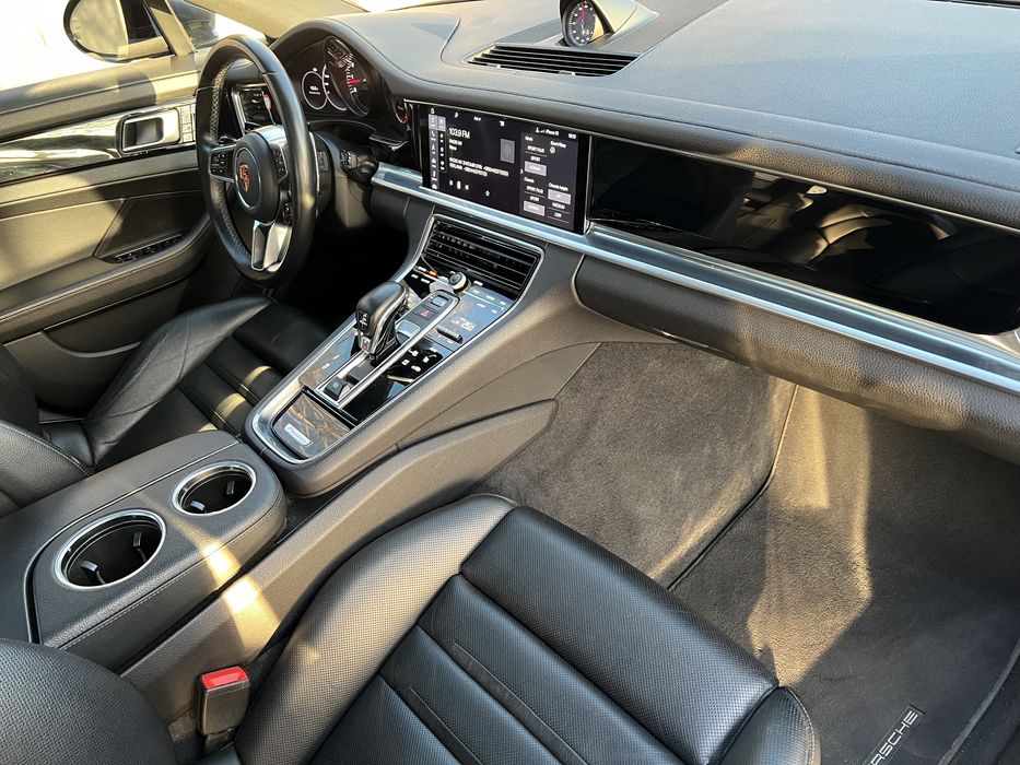 Porsche Panamera 4S