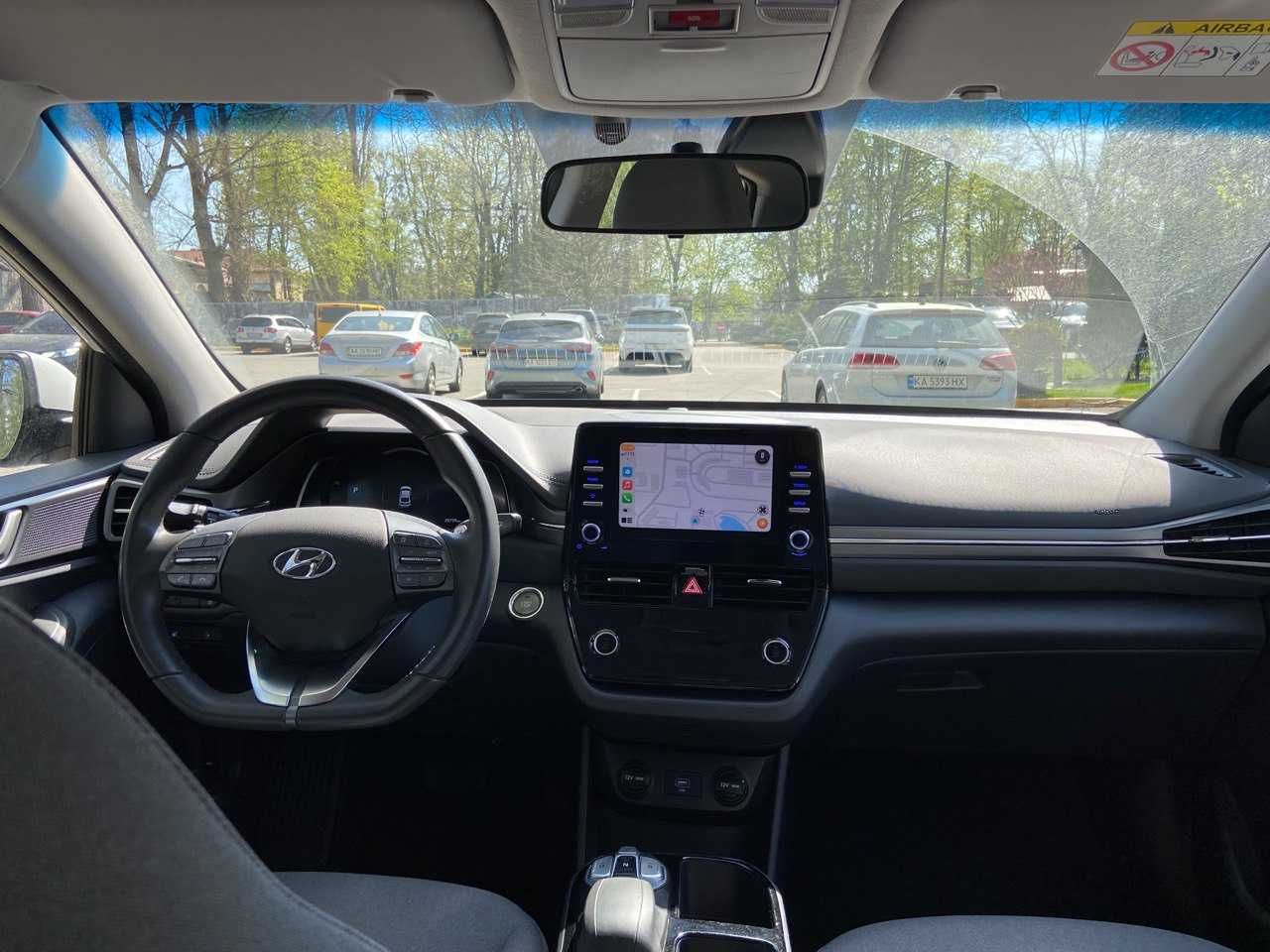 Продам б/в автомобіль Hyundai Ioniq 2021