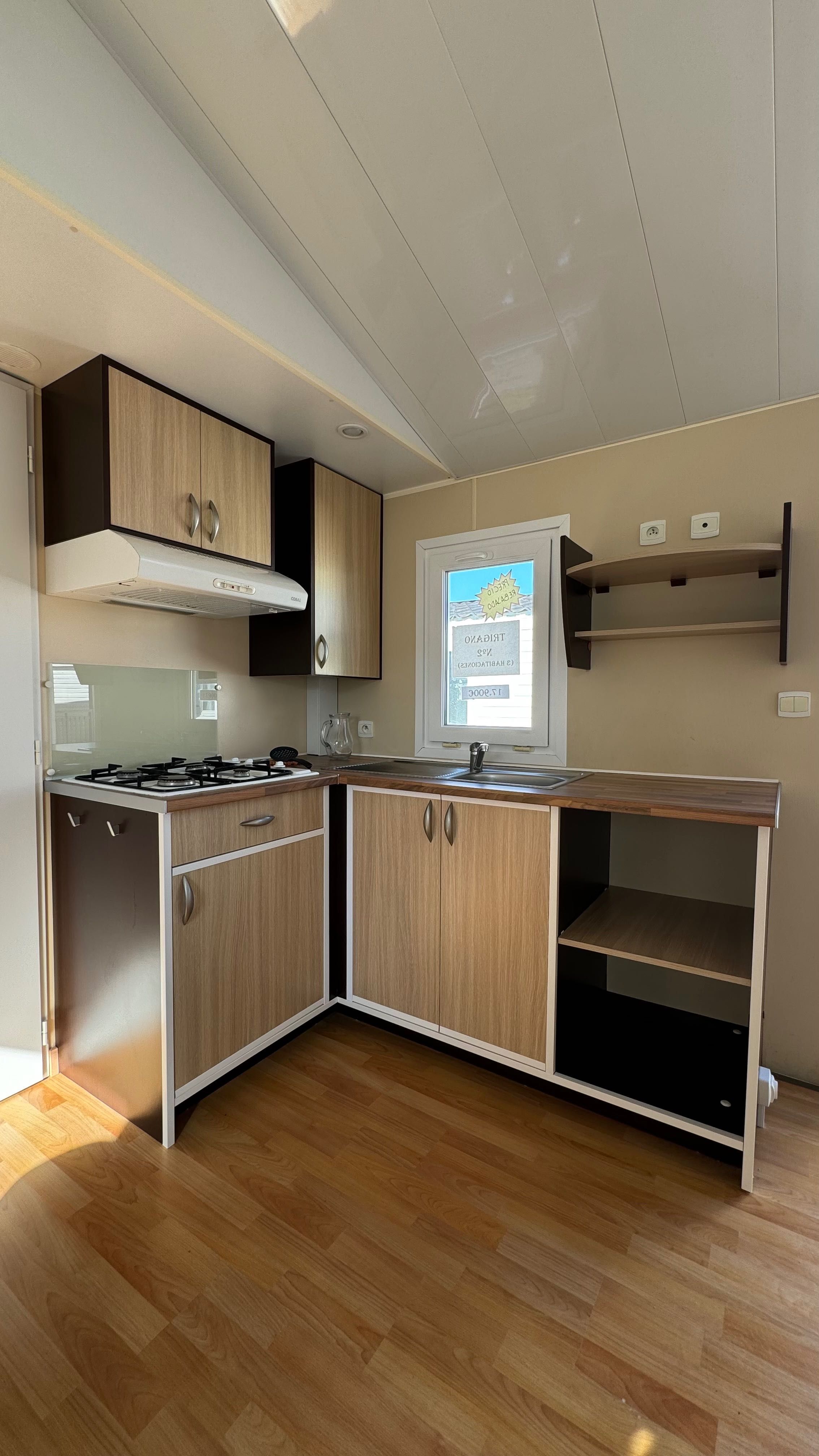 MOBILE HOME PRÉ-FABRICADA MÓVEL TRIGANO DE 9X4 METROS EM COIMBRA.