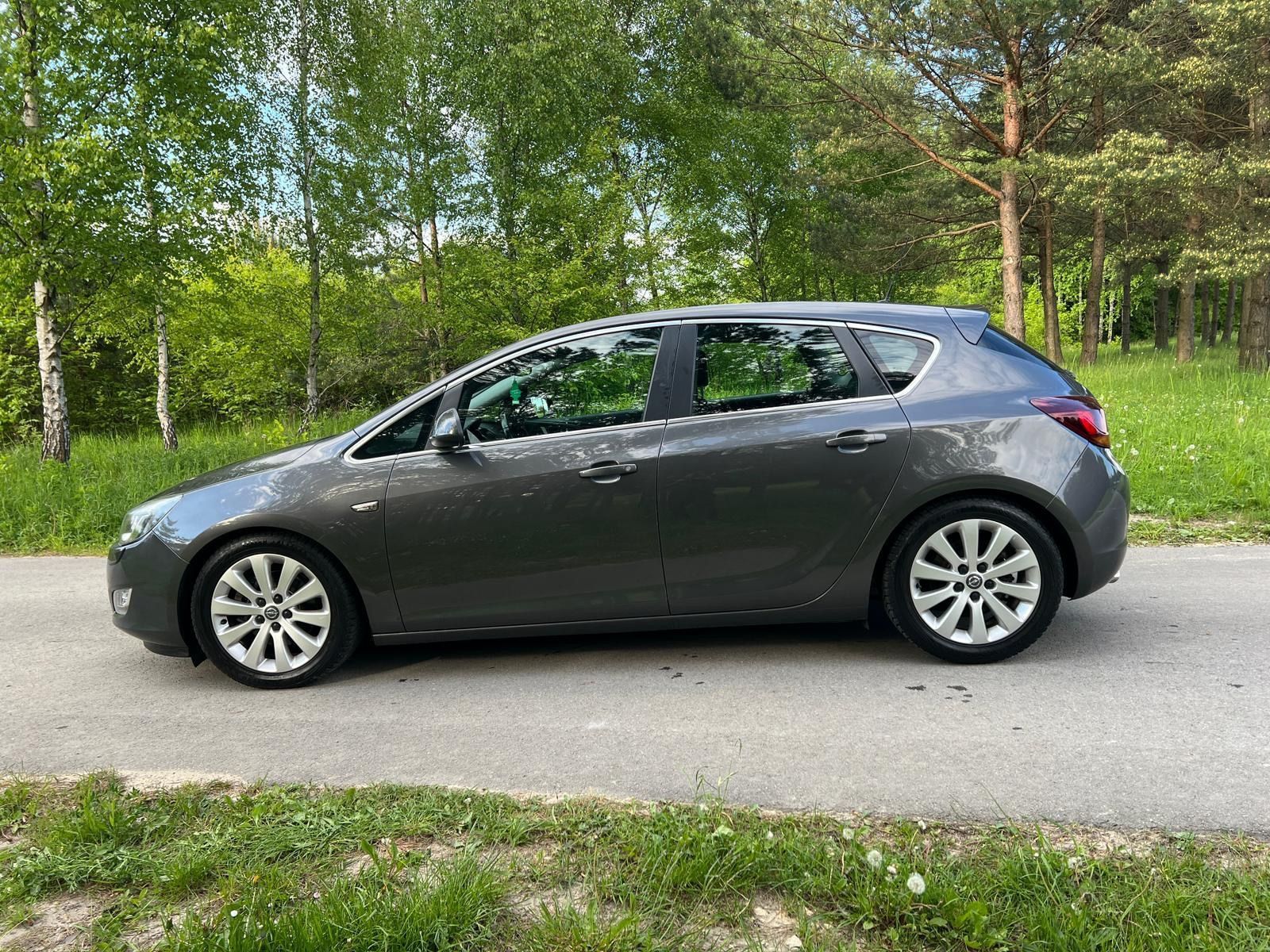 Opel Astra 2.0 CDTI Cosmo