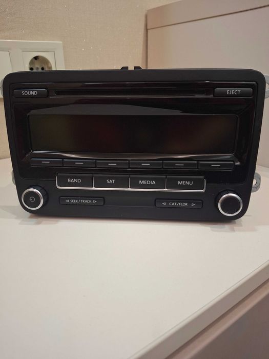 Автомагнітола від VW Passat B7 (NMS). Мультімедія. Штатна магнітола.