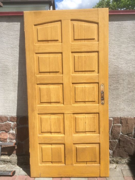 Двері, накладка на двері деревяні