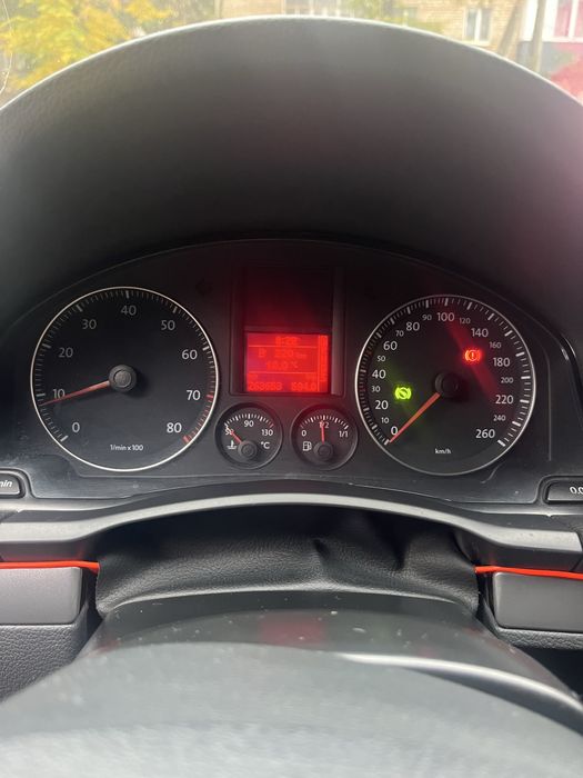 Продам Volkswagen jetta 5