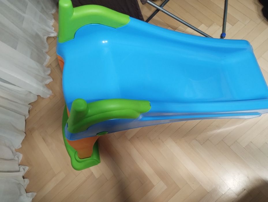 Zjeżdżalnia dla dzieci