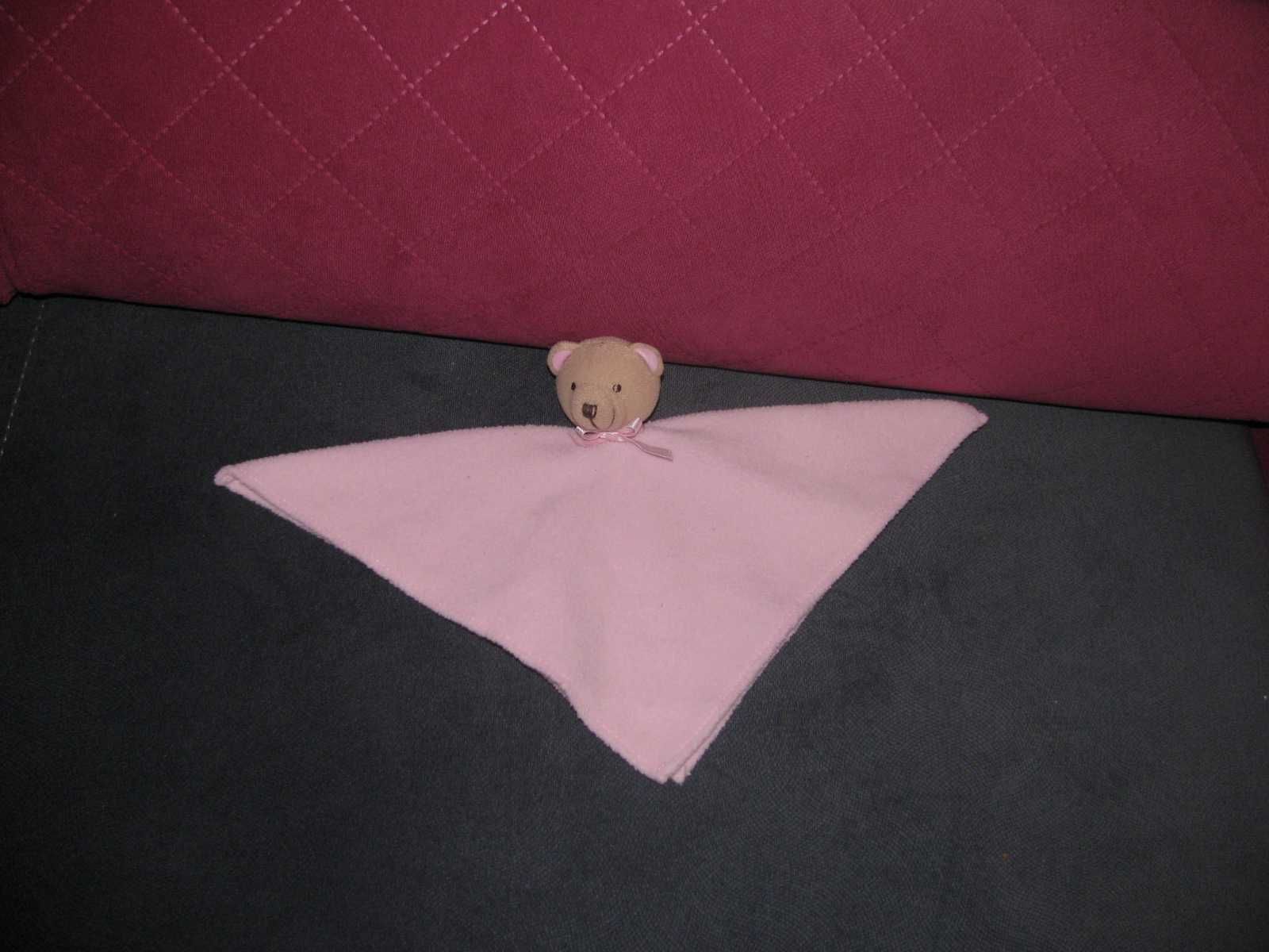Interaktywny kocyk z misiem, Przytulanka Chou Chou - Zapf Creation