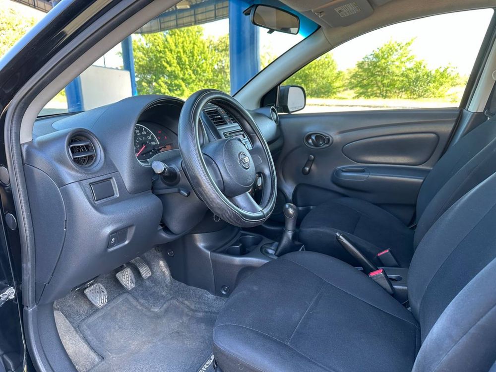 Nissan Versa 2011