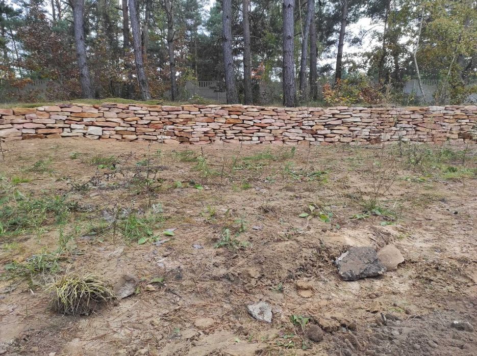 Płytki średnie-kamień piaskowiec(murki ogrodowe, skalniaki itp.)