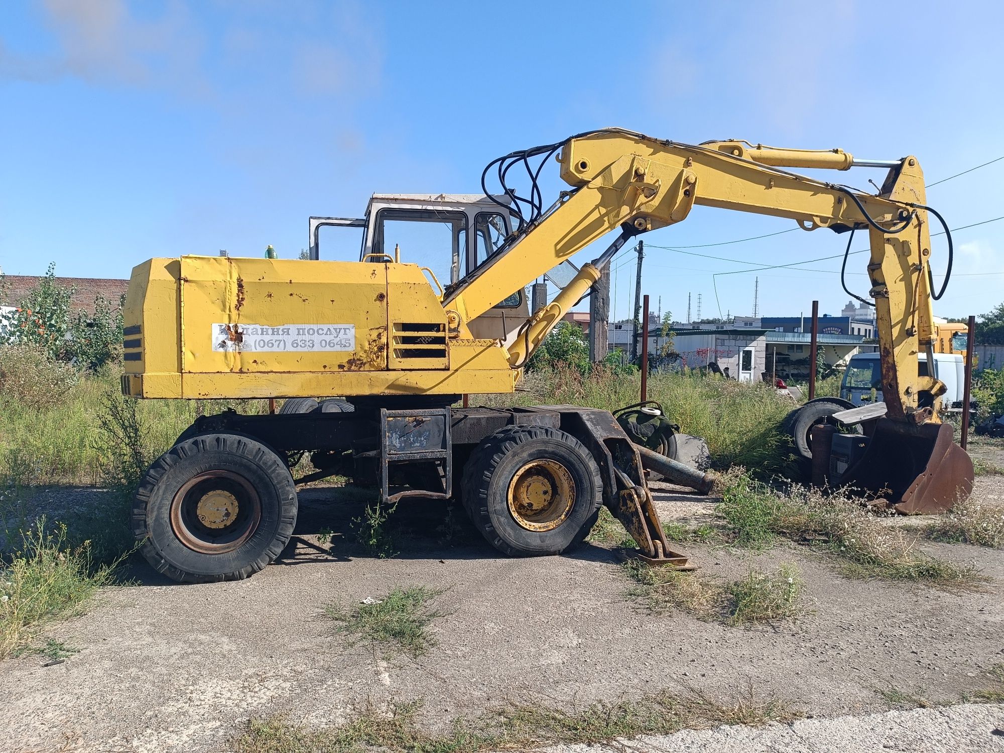 Екскаватор liebherr