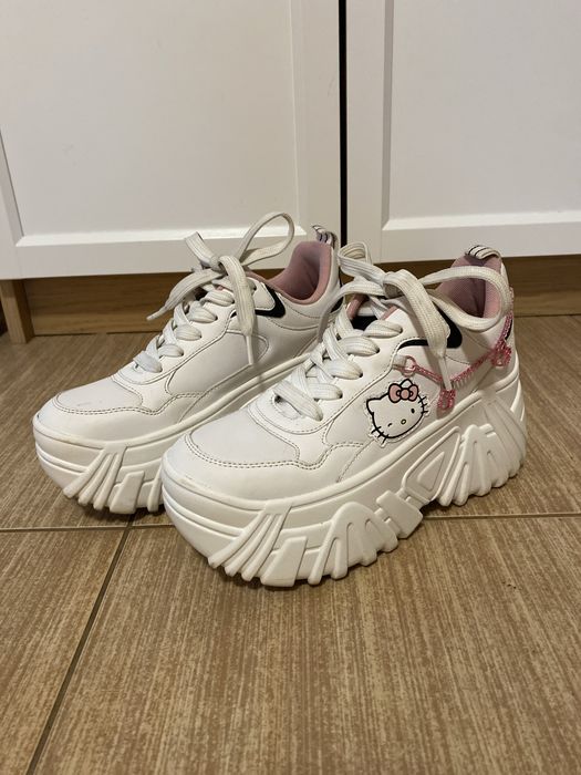 Buty na koturnie Hello Kitty 37