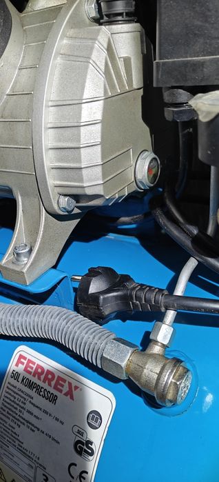 Компрессор FERREX 50л почти новый