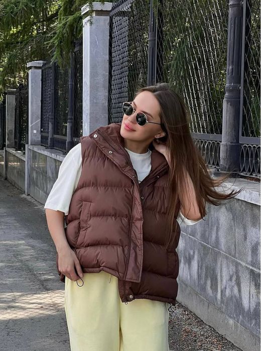 Жилетка  безрукавка осіння жіноча zara коричнева с м л