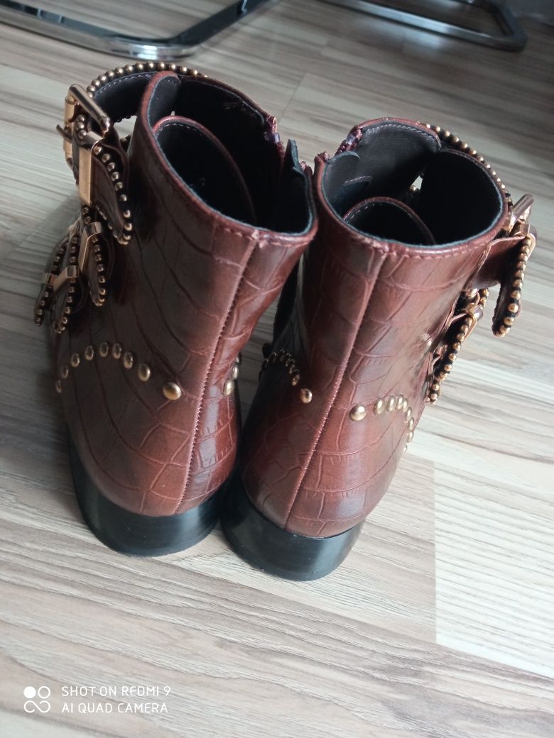 Buty tzw. Botki damskie 37 Deichmann