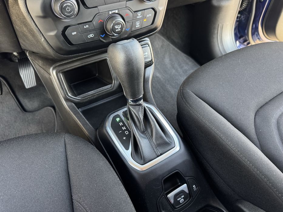 Продам Jeep Renegade 2021 год