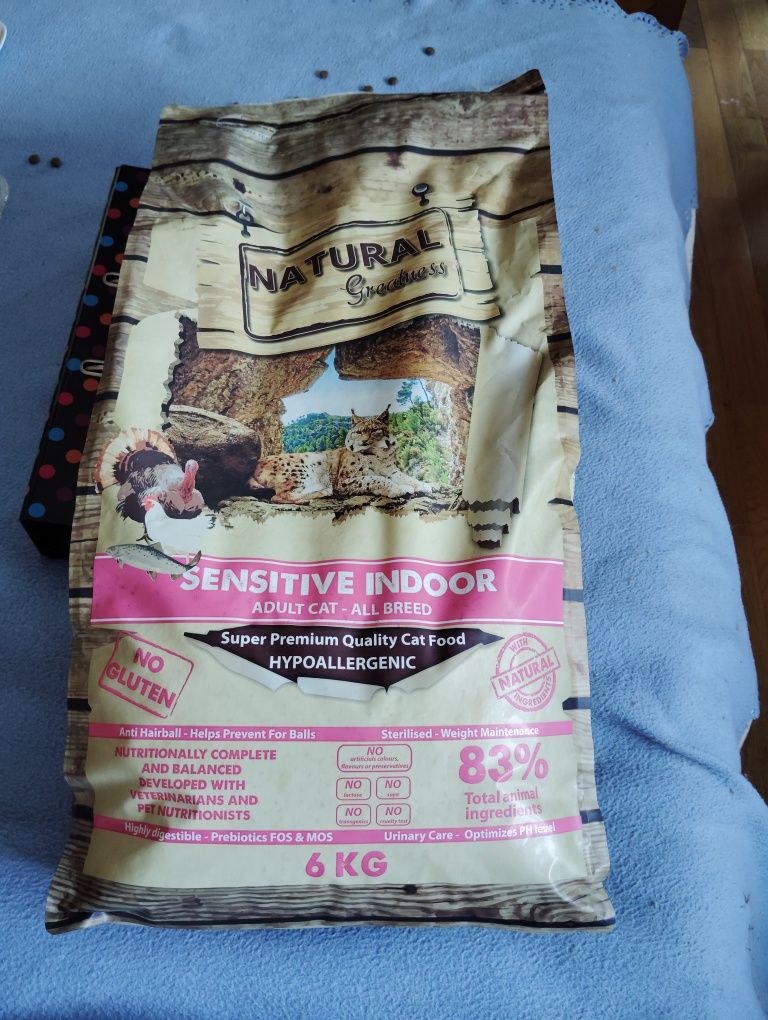 Ração gatos Natural greatness sensitive indoor 6kg
