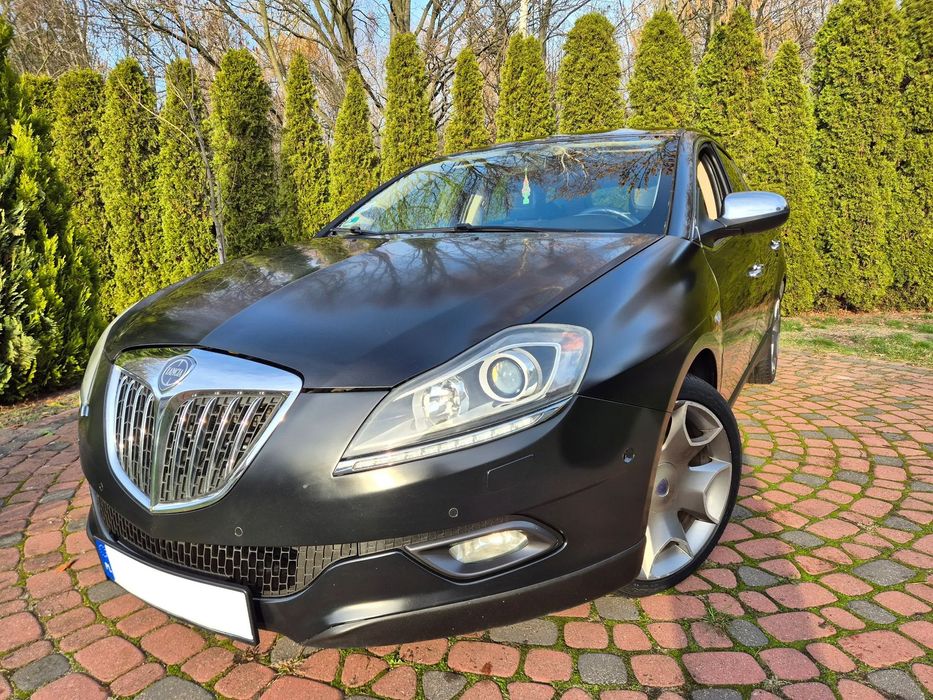 Lancia Delta 1.4 Turbo HARD BLACK Platinium limitowana edycja xenon alcantara