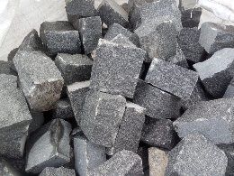 Бруківка гранітна