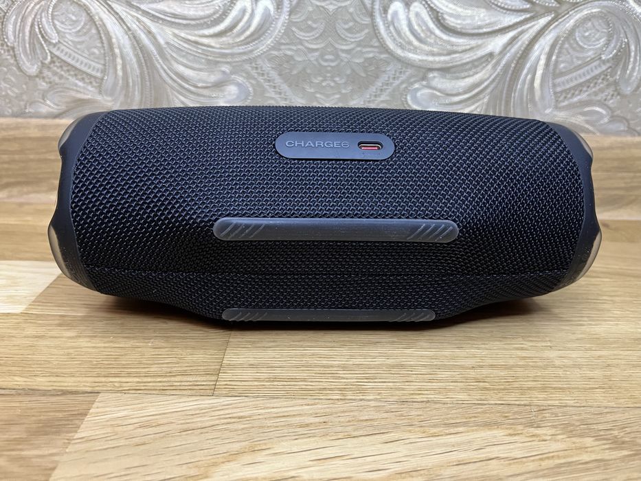 Портативна акустика Jbl Charge 6 Black