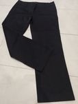 Calças de modelo clássico preta. Zara
Pouco uso.
TAM 36
5€ mais portes