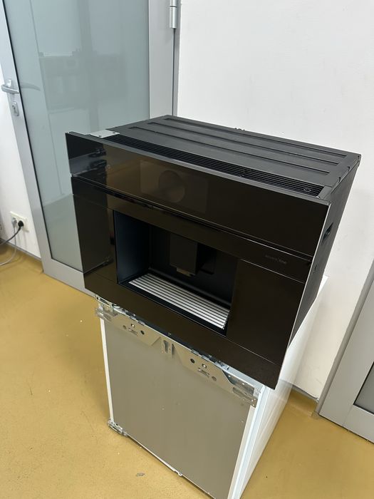 BOSCH CTL9181B0 ekspres ciśnieniowy do zabudowy WiFi
