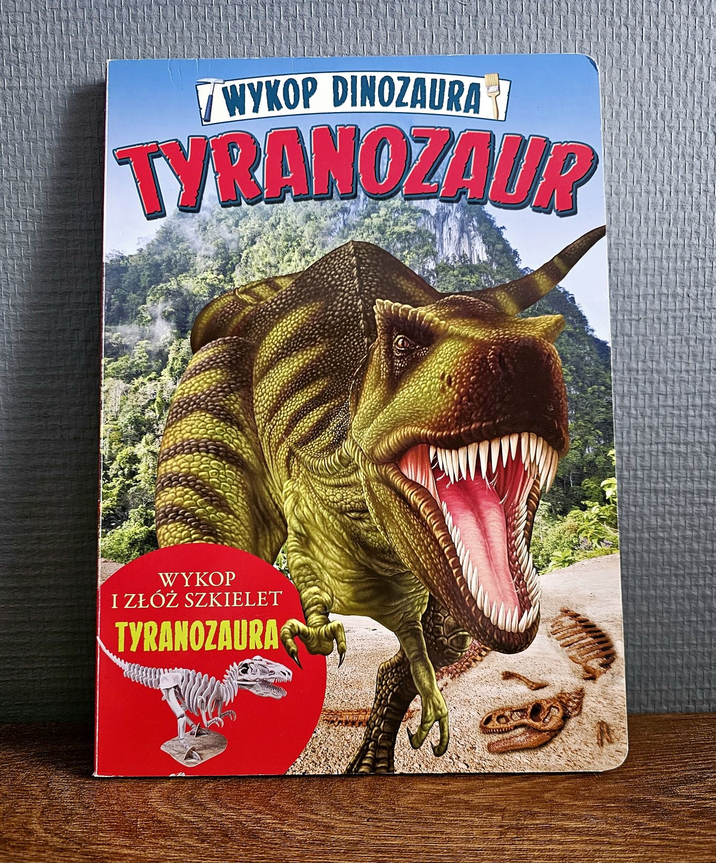 Tyranozaur i Stegozaur