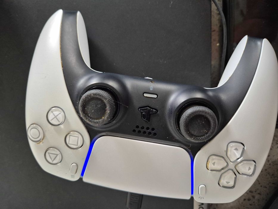 Pad Sony ps5 PC dual sense posiadam 2 szt