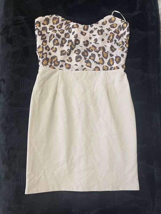 Плаття з леопардовим принтом