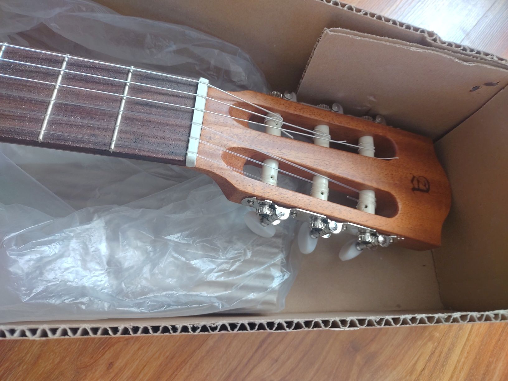 Gitara klasyczna Alhambra Z-Nature