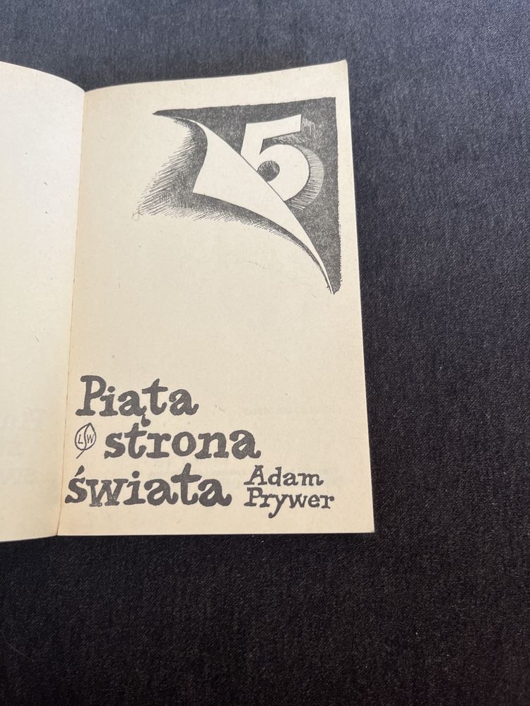 Adam Prywer , Piąta strona świata