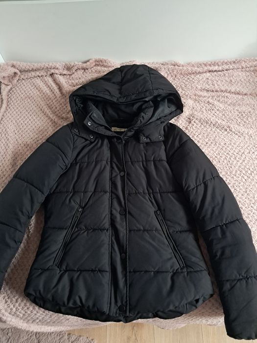 Czarna kurtka H&M jesień- zima