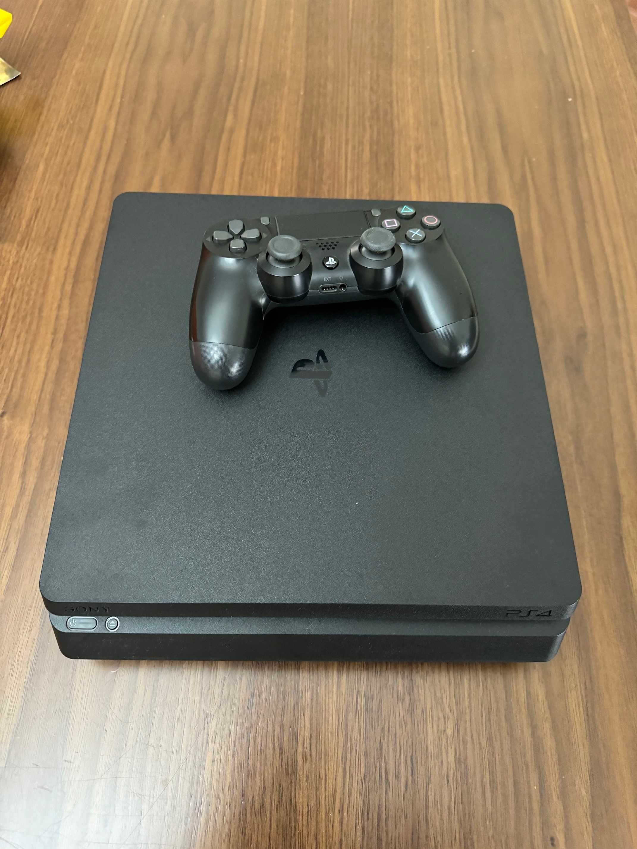 Playstation 4 Slim 1TB