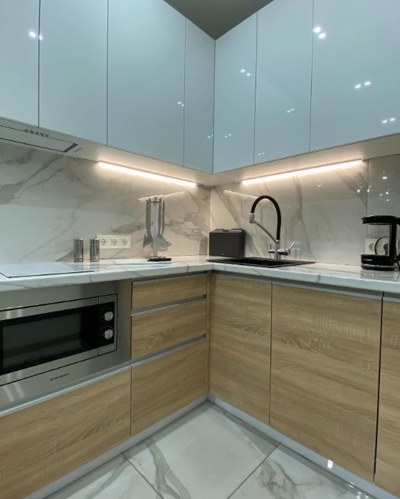 LOFT- APART Квартира Подобово навпроти ТЦ МАНУФАКТУРА,вул.Фабрична, 11