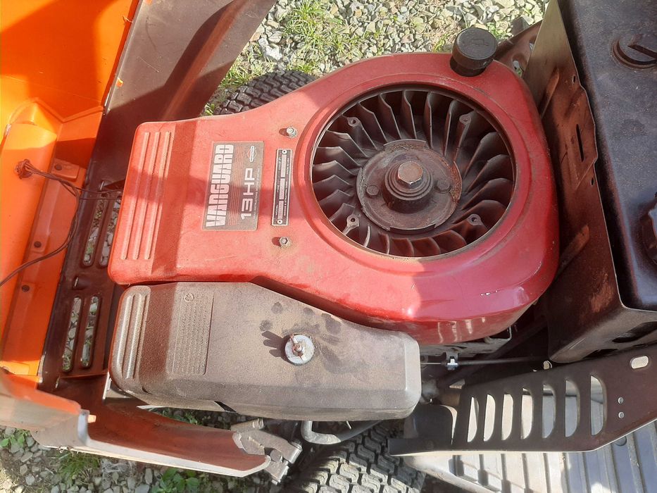 Kosiarka traktorek husqvarna