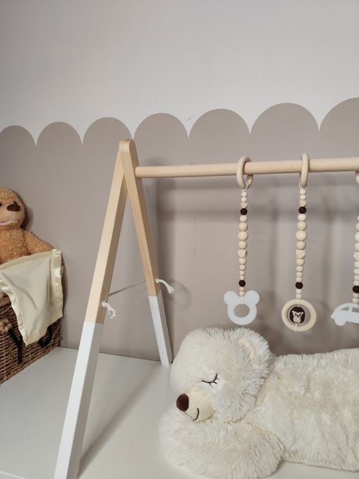 Pałąk edukacyjny z zawieszkami/ baby gym