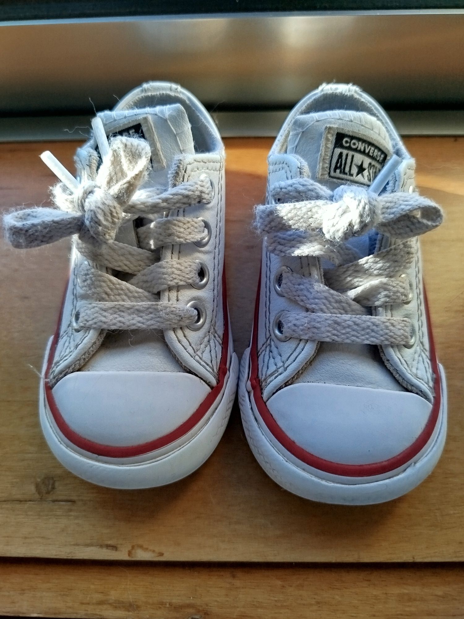 All Star bebé em pele